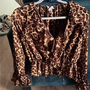 Leopard Print Ruffle V-Neck Blouse -